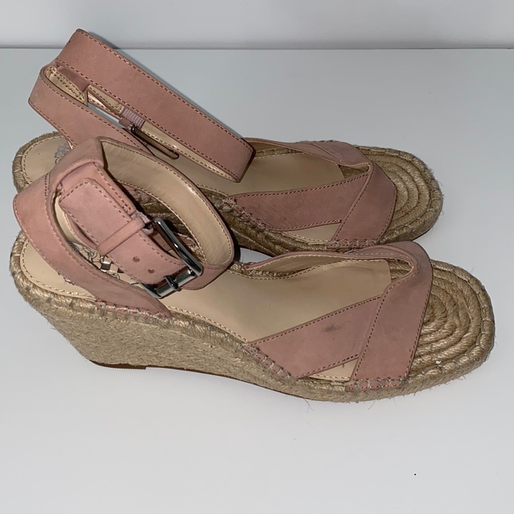 VINCE CAMUTO MEEHAN ESPADRILLE WEDGE SANDAL 6.5 M